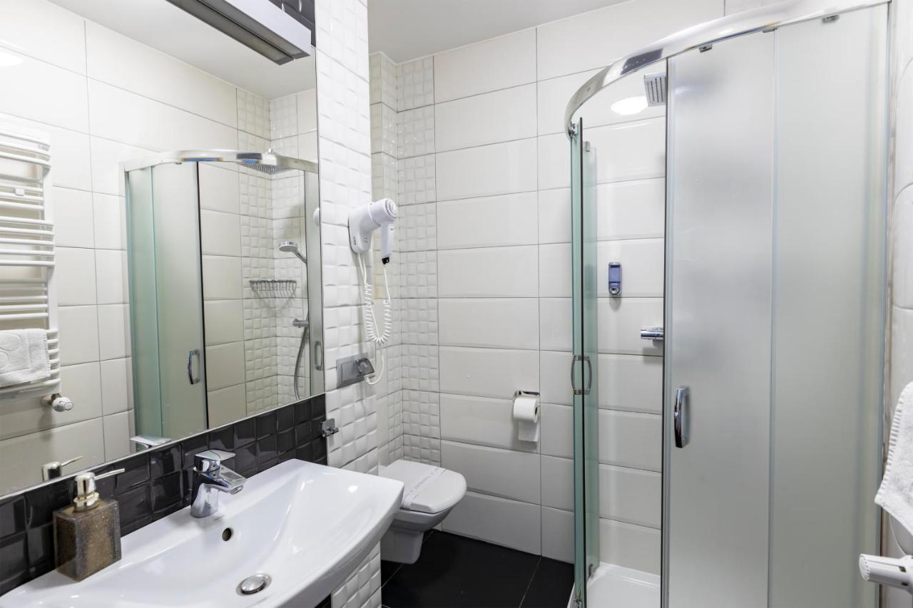 Auberge de jeunesse Stacja Snu à Bytów Extérieur photo